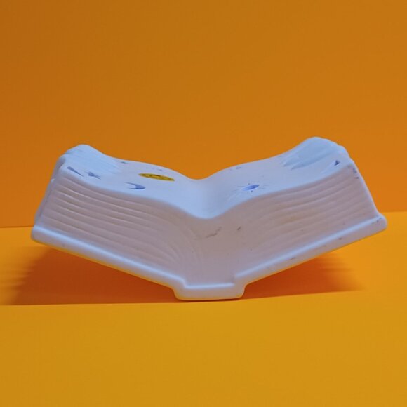 Ceramic Illuminated Halloween Book Decoration - Picture 6 of 10